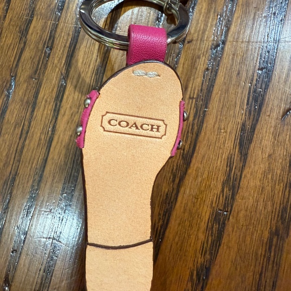 Coach Crystal Turnlock Flip flop Leather Key Fob - Picture 4 of 4